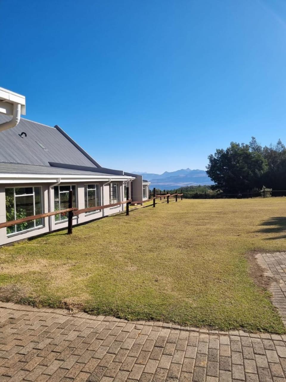Drakensberg Mountain Retreat Guest House Bergville Ngoại thất bức ảnh