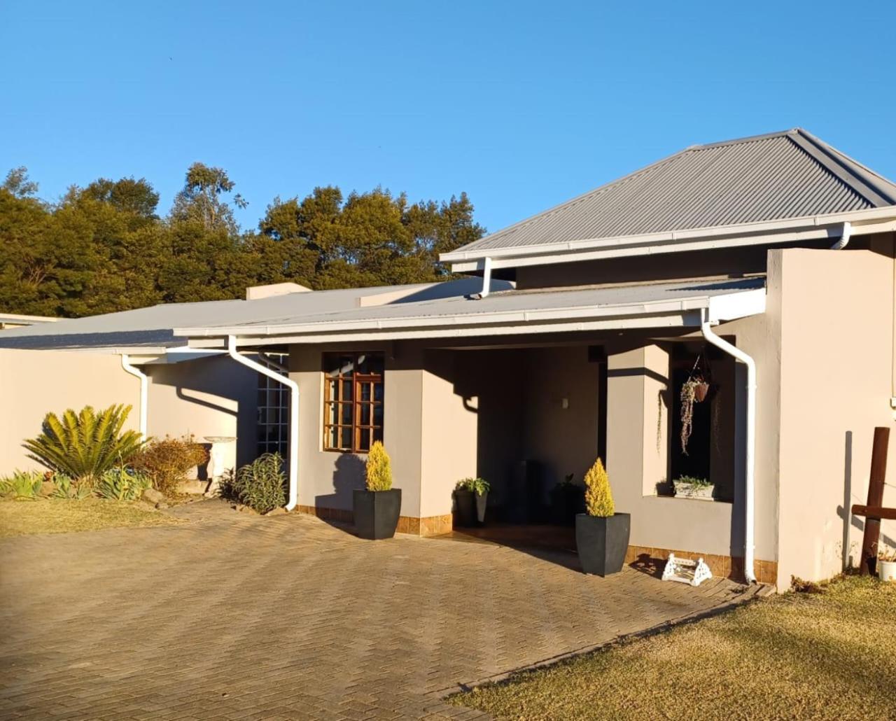 Drakensberg Mountain Retreat Guest House Bergville Ngoại thất bức ảnh